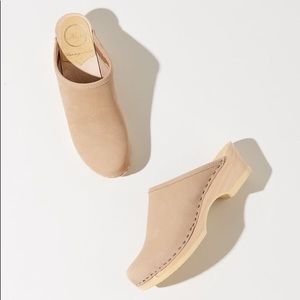 No. 6 Valley Low Base in Bone Nubuck 38